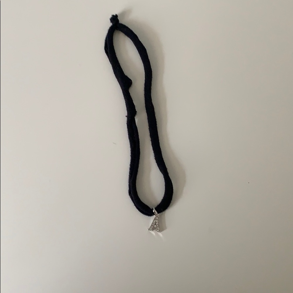 Shimmering silver A chocker